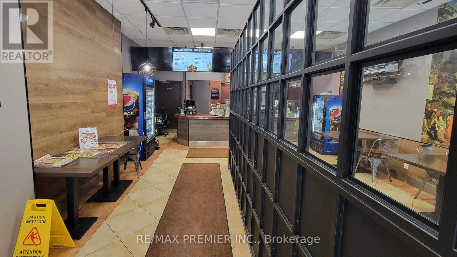407a Bloor Street E Property Photo 7