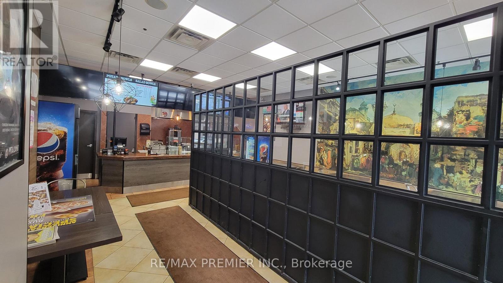 407a Bloor Street E Property Photo 8