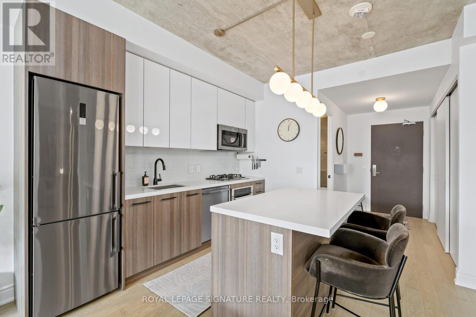 1203 - 608 Richmond Street W Property Photo 9