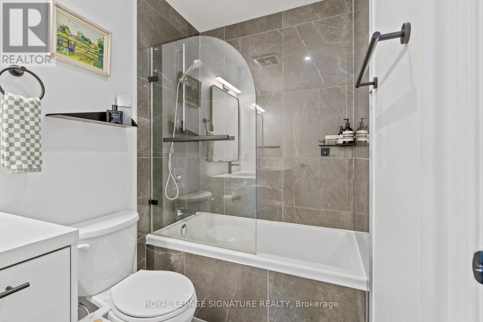 1203 - 608 Richmond Street W Property Photo 17