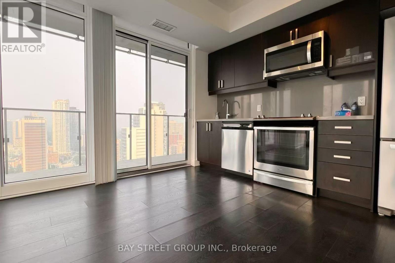 3004 - 50 Wellesley Street E Property Photo 6