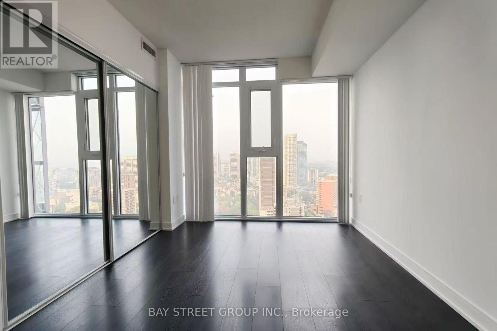 3004 - 50 Wellesley Street E Property Photo 9