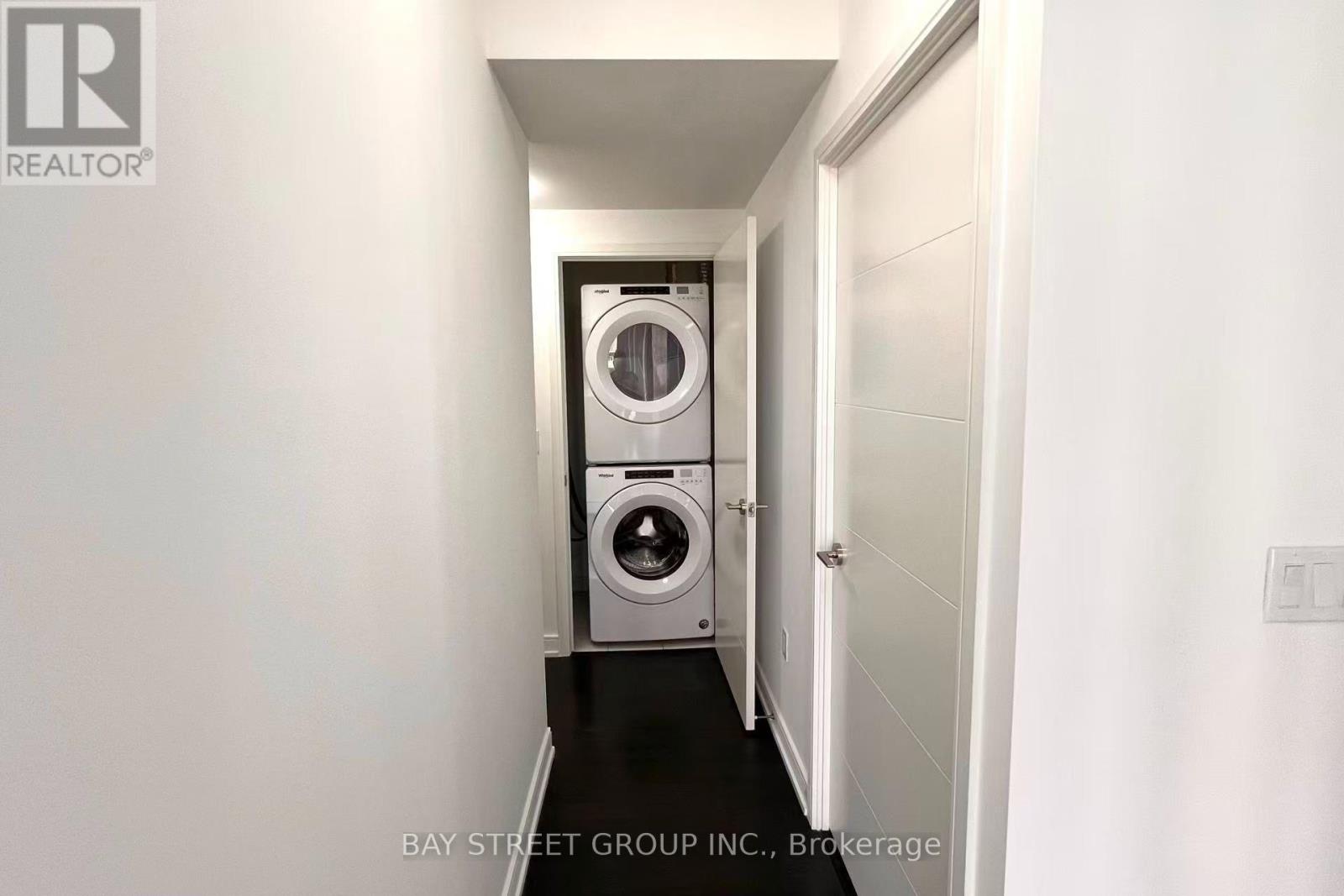 3004 - 50 Wellesley Street E Property Photo 12