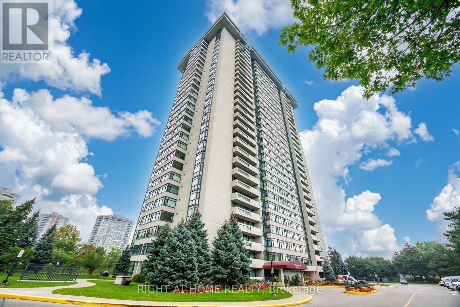 1904 - 1555 FINCH AVENUE E