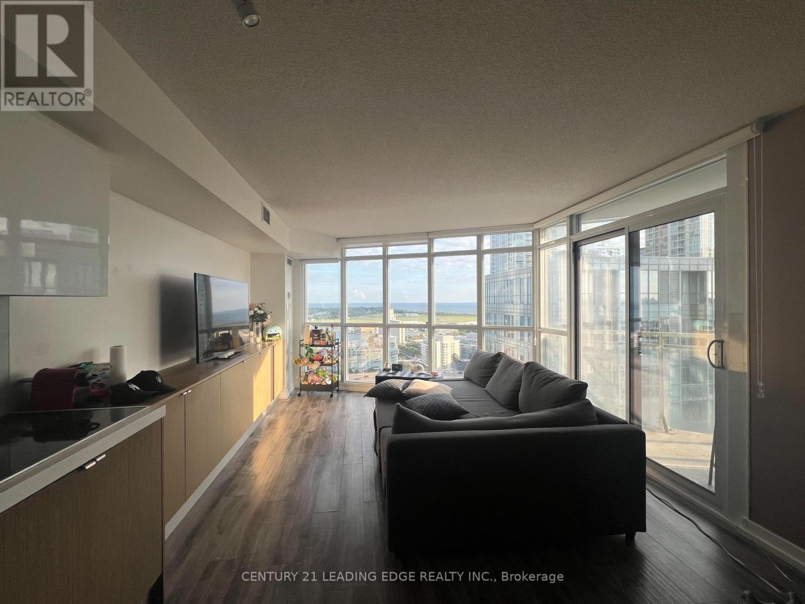2809 - 21 Iceboat Terrace Property Photo 1