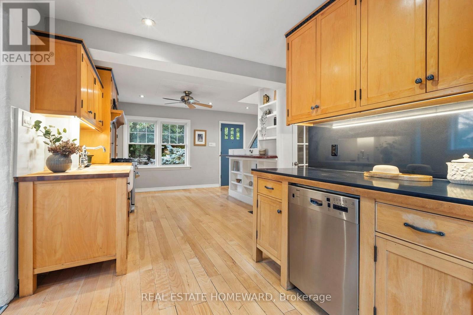 9 Dromore Crescent Property Photo 8