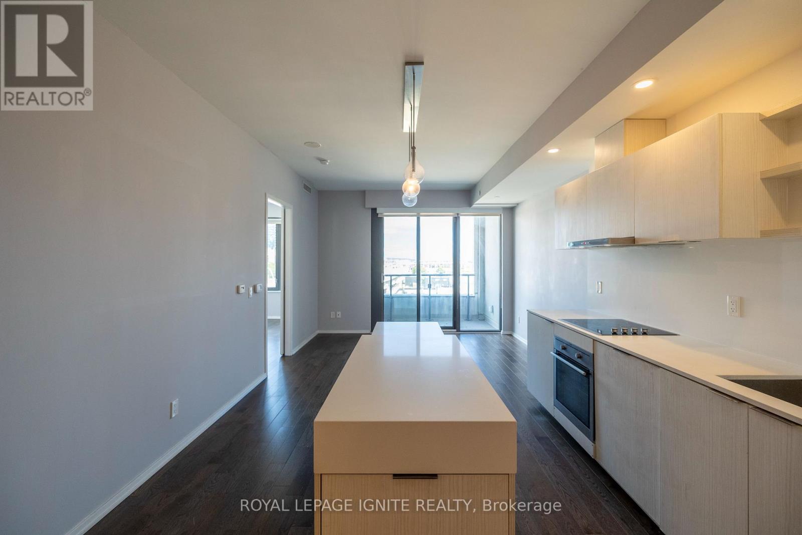 605 - 12 Bonnycastle Street Ne Property Photo 1