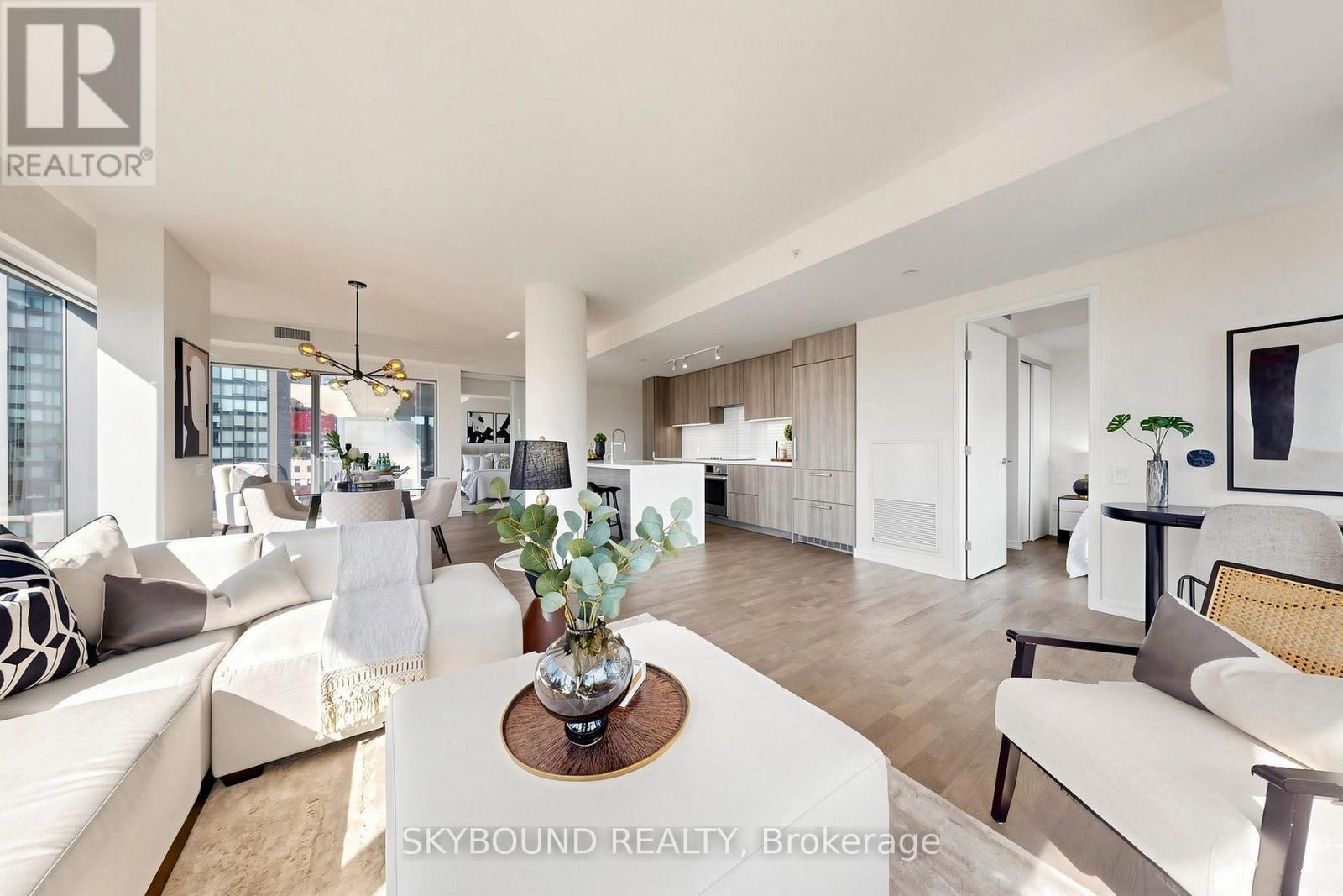 907 - 60 Colborne Street Property Photo 8