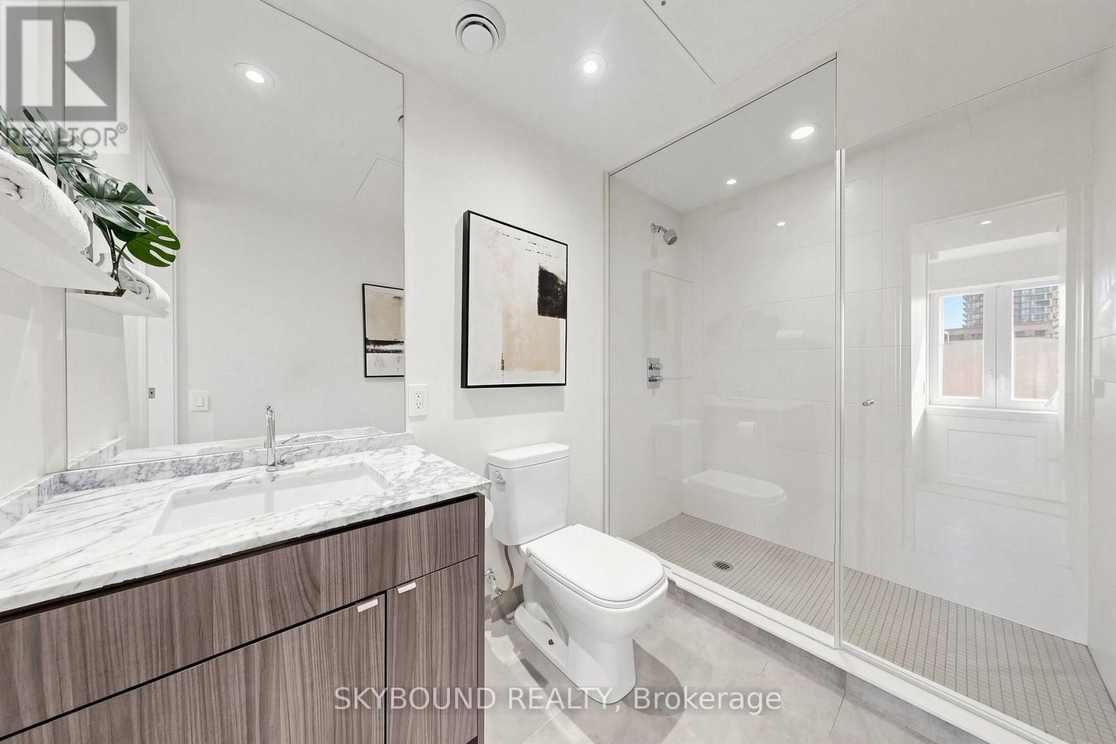 907 - 60 Colborne Street Property Photo 24