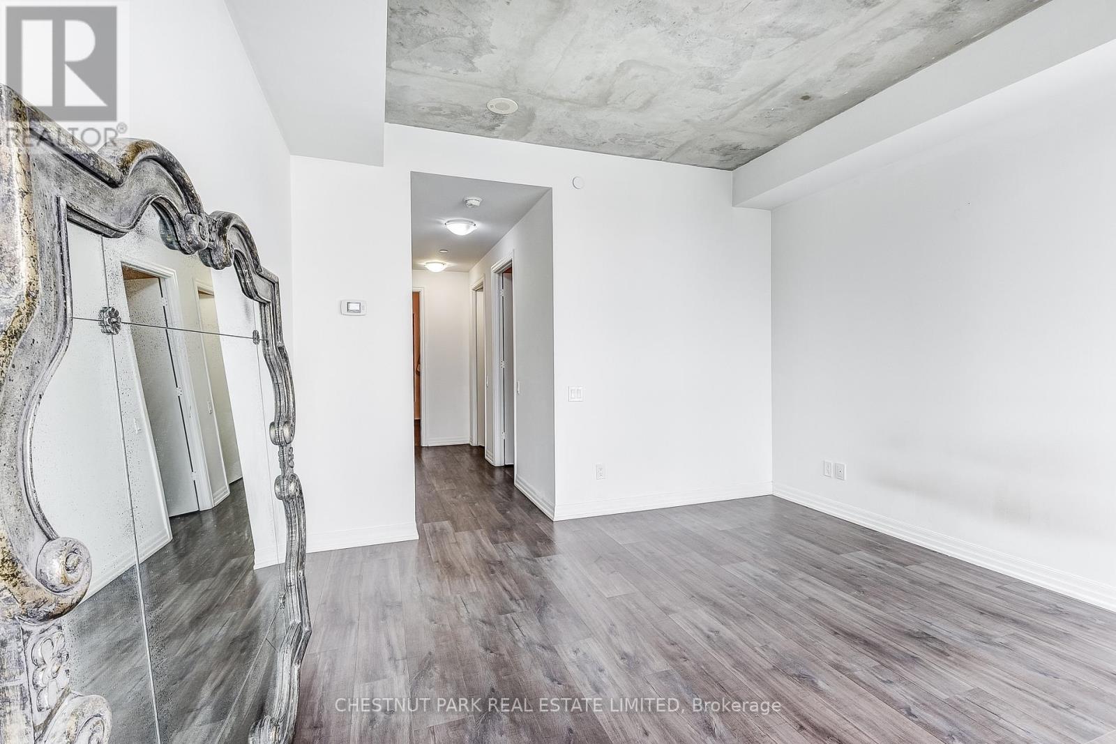 4005 - 88 Blue Jays Way Property Photo 16
