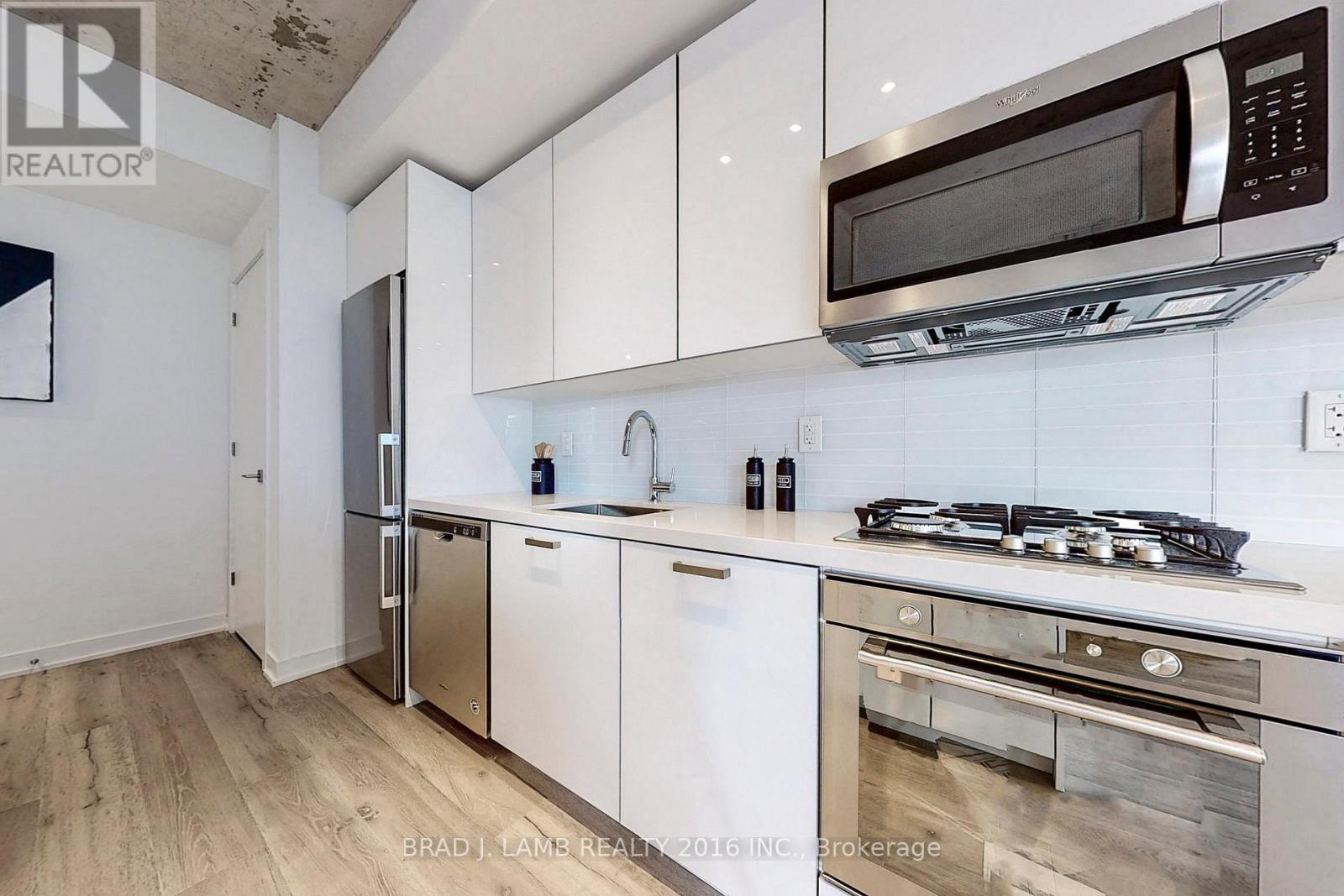 521 - 55 Ontario Street Property Photo 13