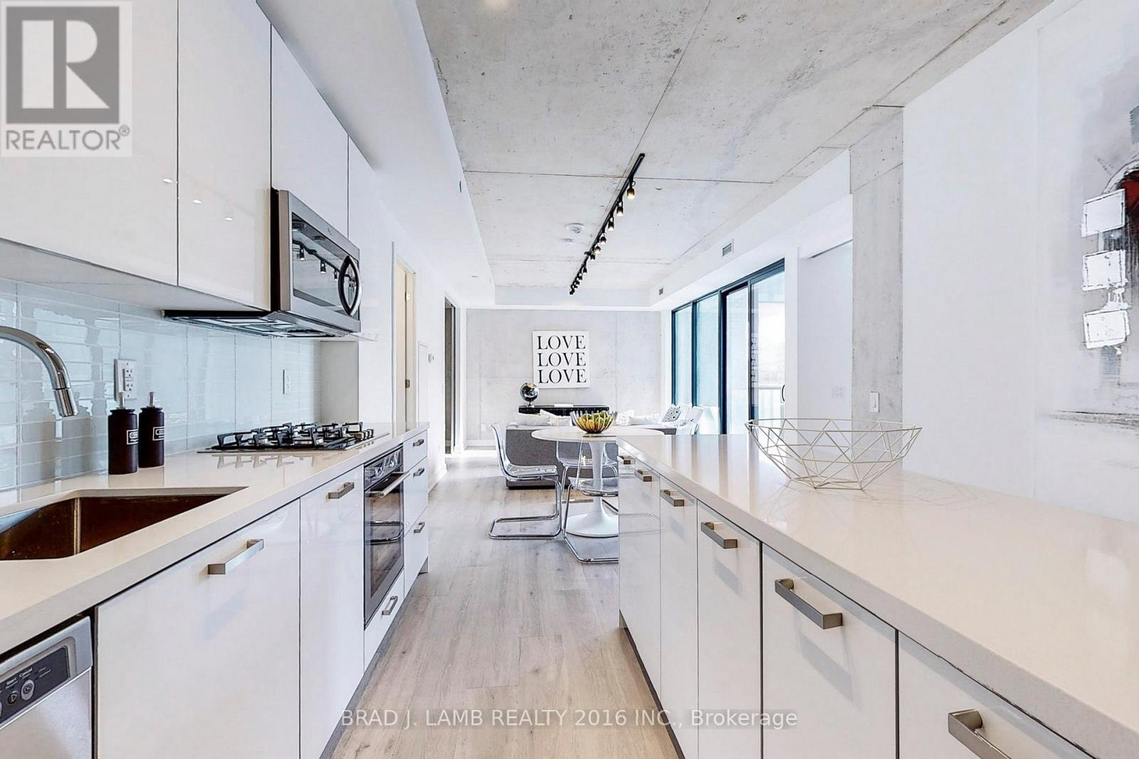 521 - 55 Ontario Street Property Photo 14