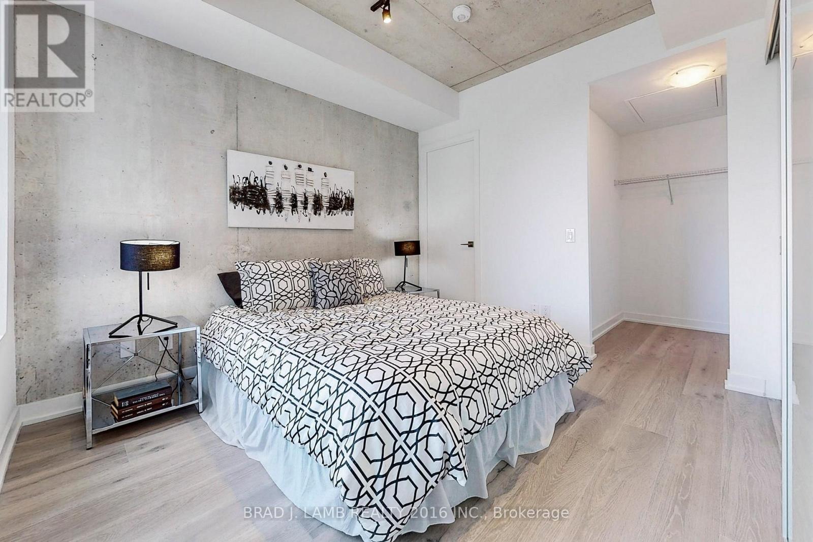 521 - 55 Ontario Street Property Photo 18