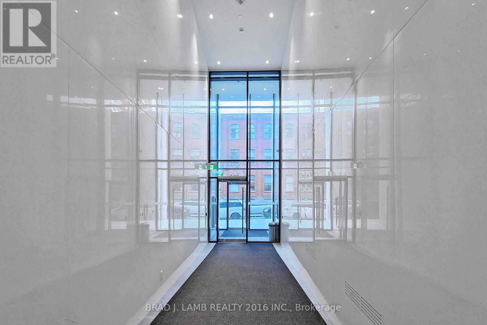 521 - 55 Ontario Street Property Photo 46