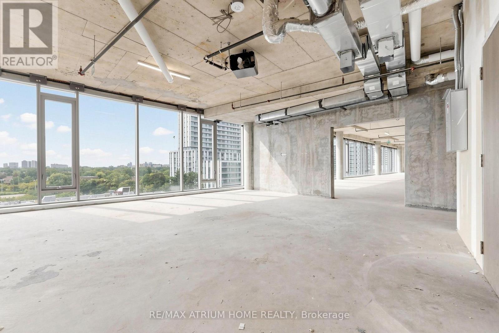 800-810 - 5801 Yonge Street Property Photo 22