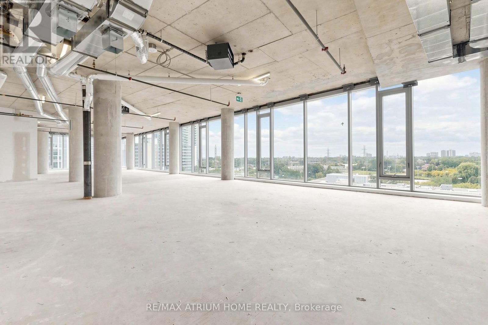 800-810 - 5801 Yonge Street Property Photo 24