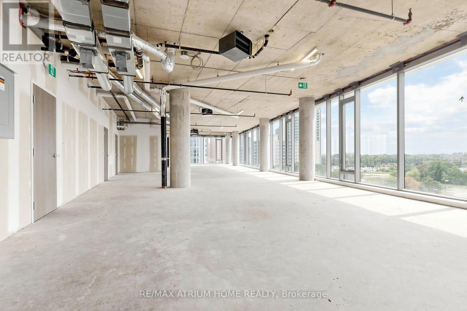 800-810 - 5801 Yonge Street Property Photo 27