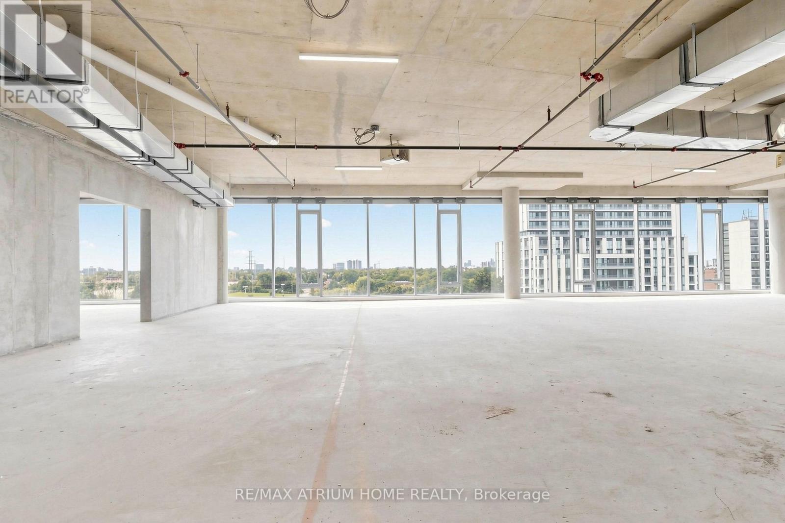 800-810 - 5801 Yonge Street Property Photo 31