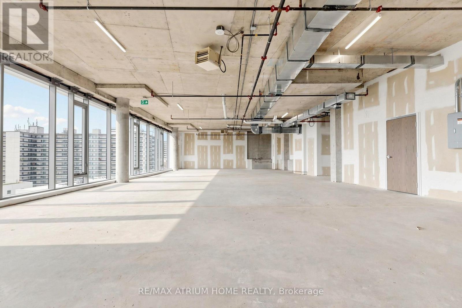 800-810 - 5801 Yonge Street Property Photo 34