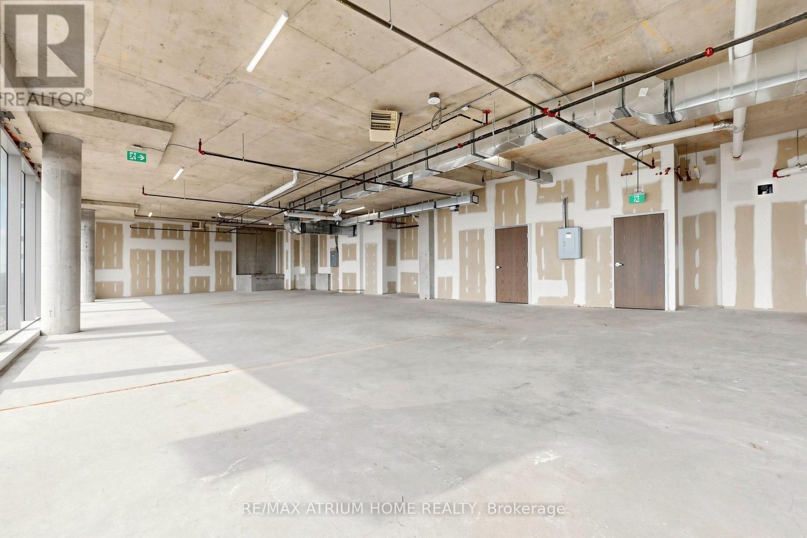 800-810 - 5801 Yonge Street Property Photo 39
