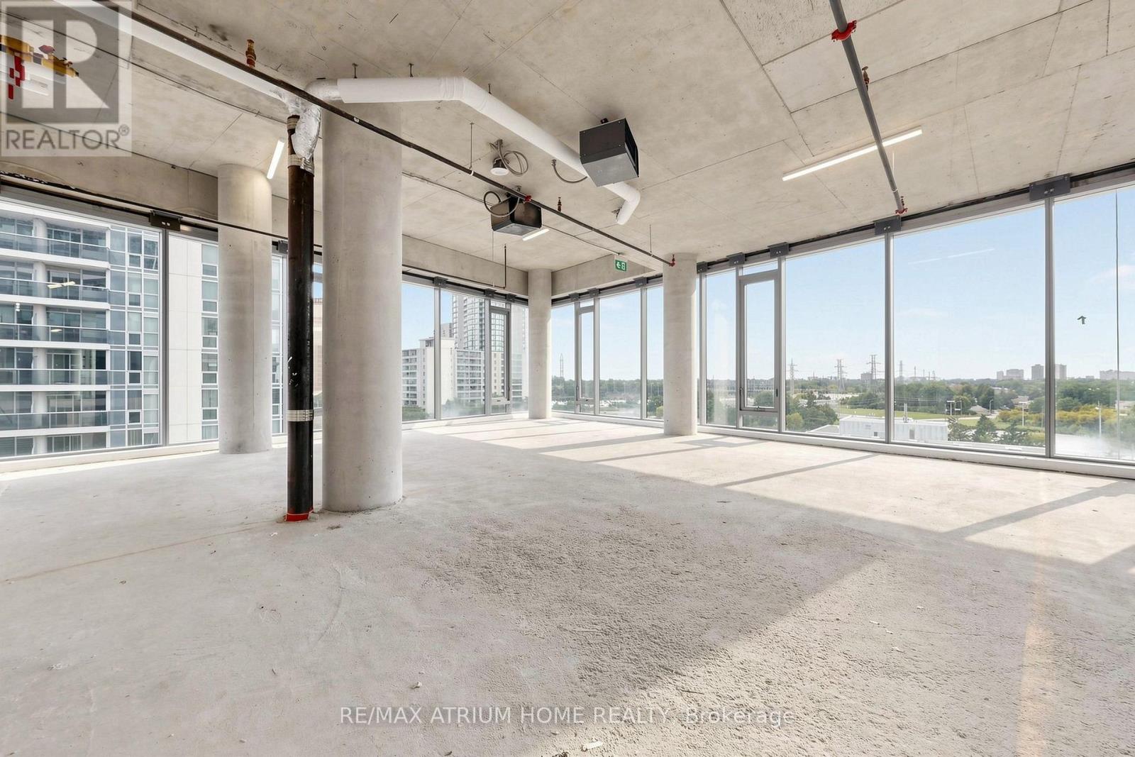 800 - 5801 Yonge Street Property Photo 11