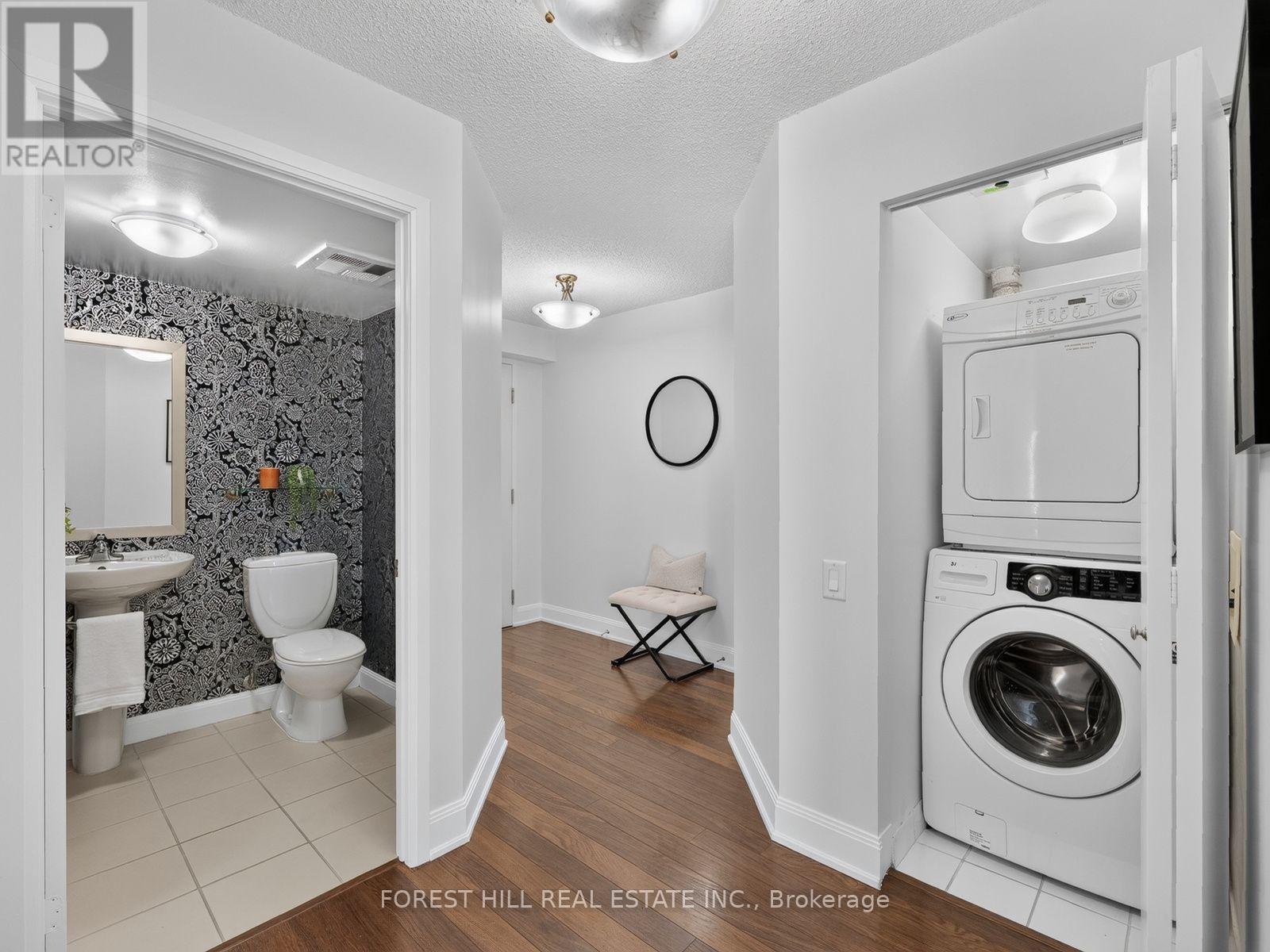 1611 - 2191 Yonge Street Property Photo 14