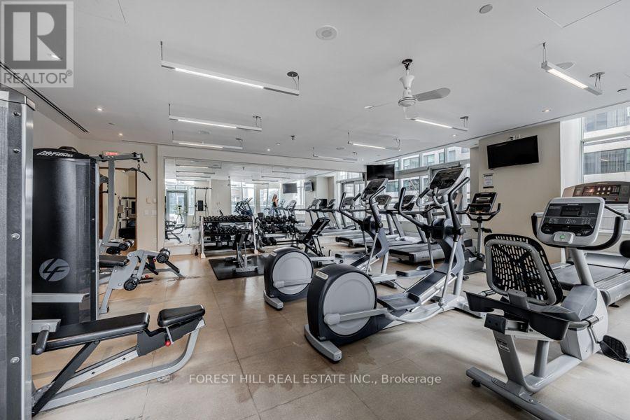 1611 - 2191 Yonge Street Property Photo 19
