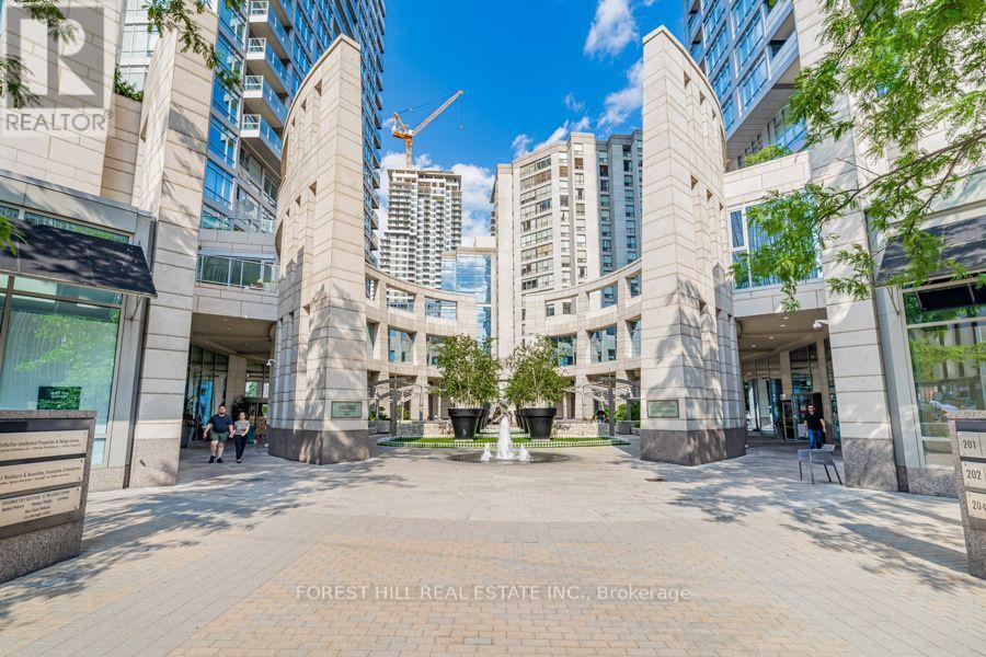 1611 - 2191 Yonge Street Property Photo 27