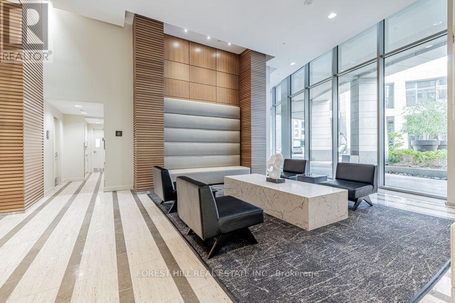 1611 - 2191 Yonge Street Property Photo 28