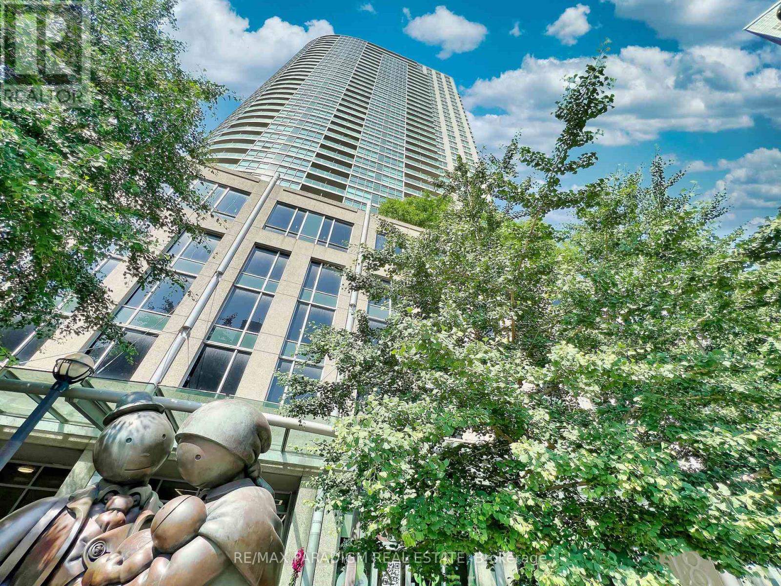 3713 - 18 Yonge Street Property Photo 2