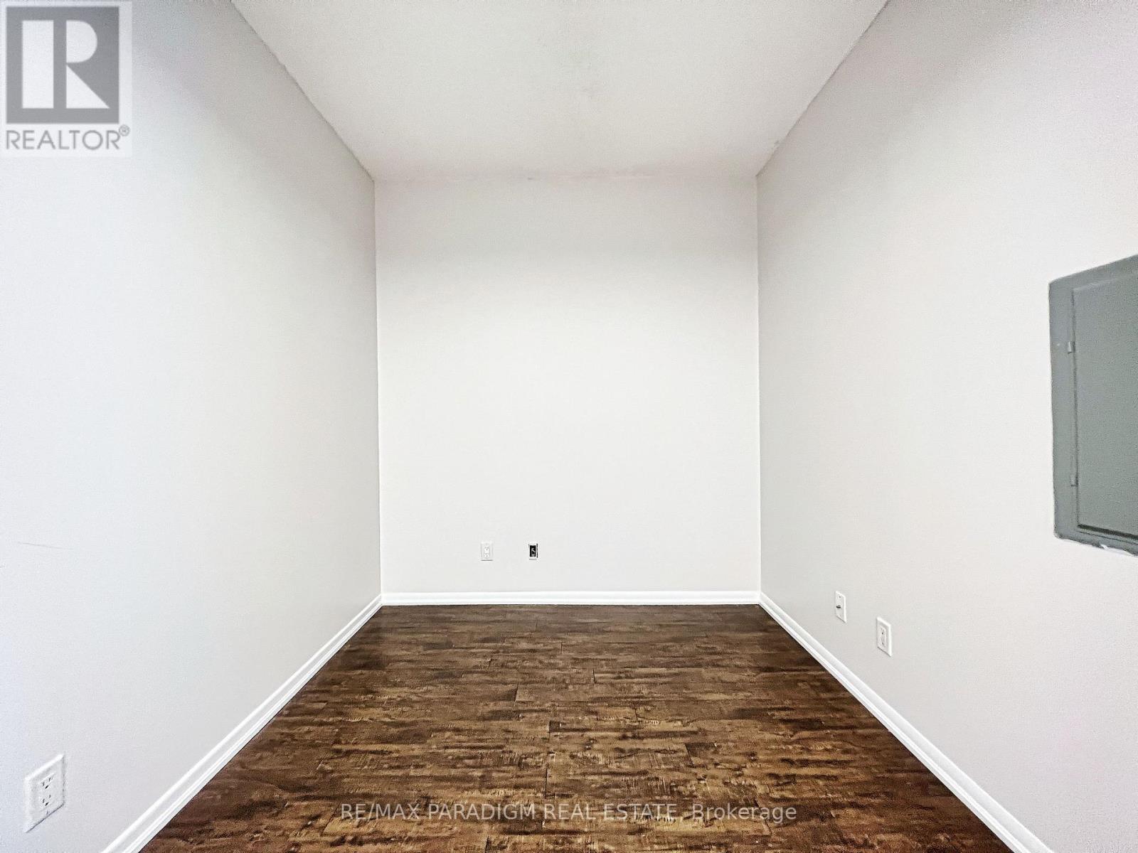 3713 - 18 Yonge Street Property Photo 6