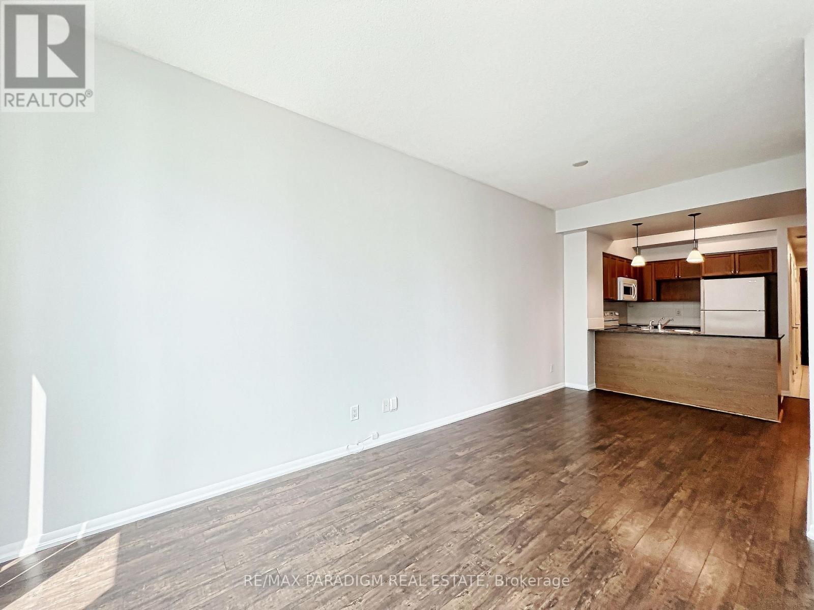 3713 - 18 Yonge Street Property Photo 21