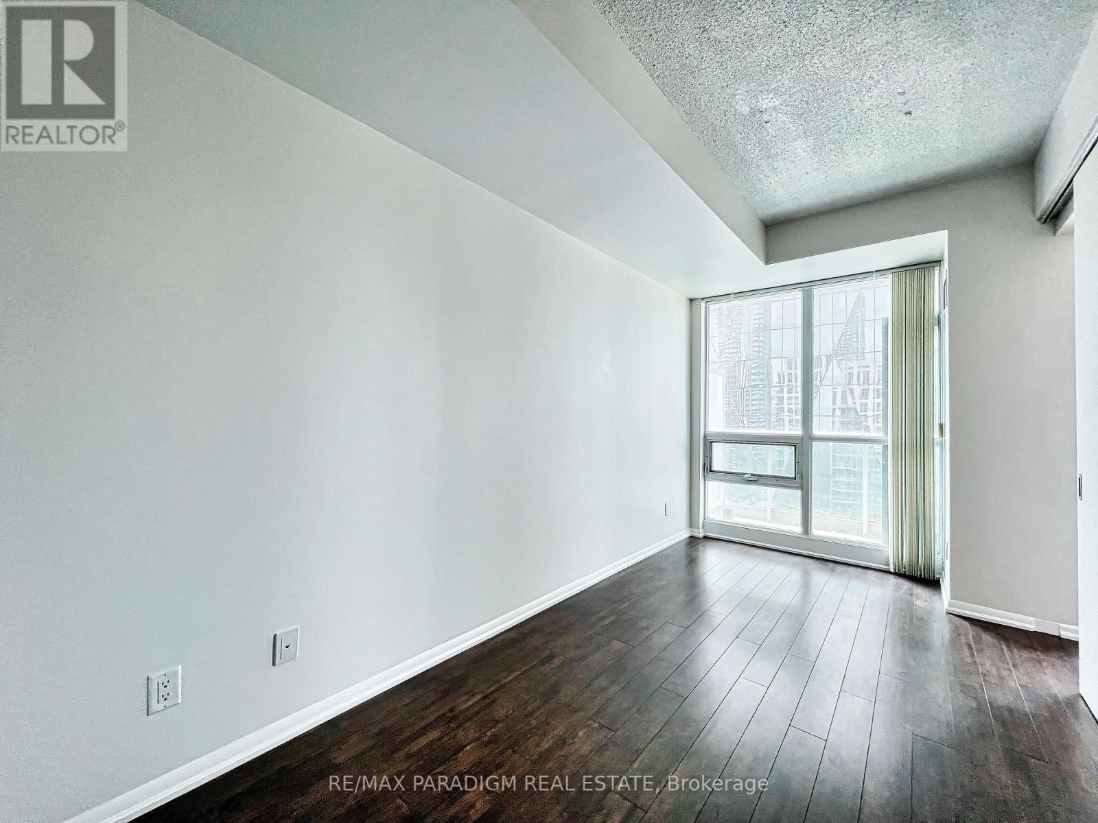 3713 - 18 Yonge Street Property Photo 26