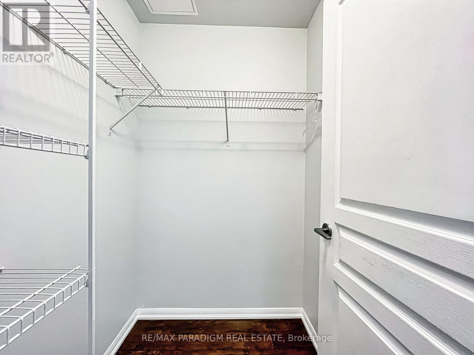 3713 - 18 Yonge Street Property Photo 27