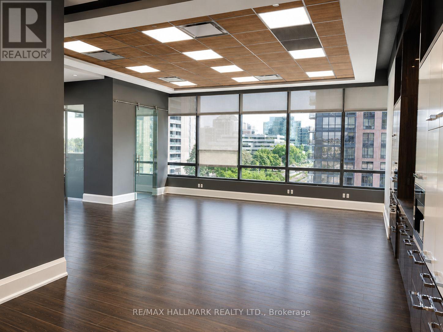 4789 Yonge Street Property Photo 4