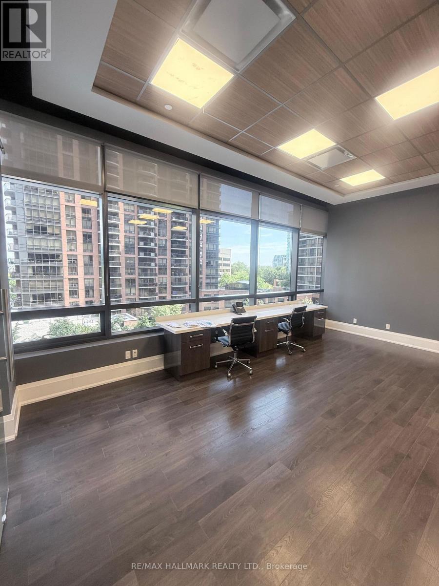 4789 Yonge Street Property Photo 8