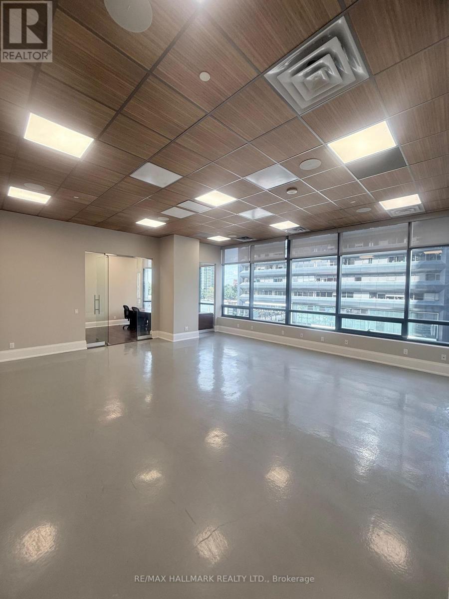 4789 Yonge Street Property Photo 20