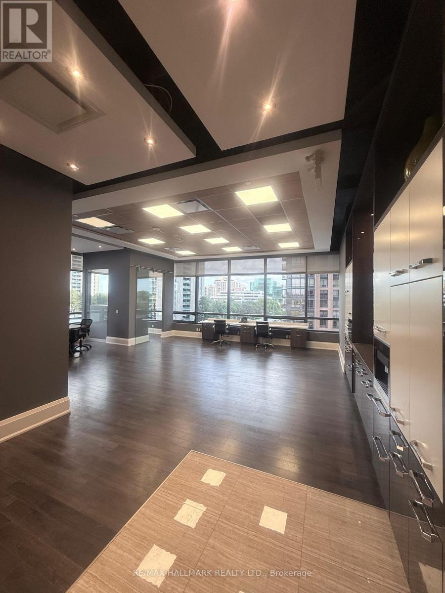 4789 Yonge Street Property Photo 22