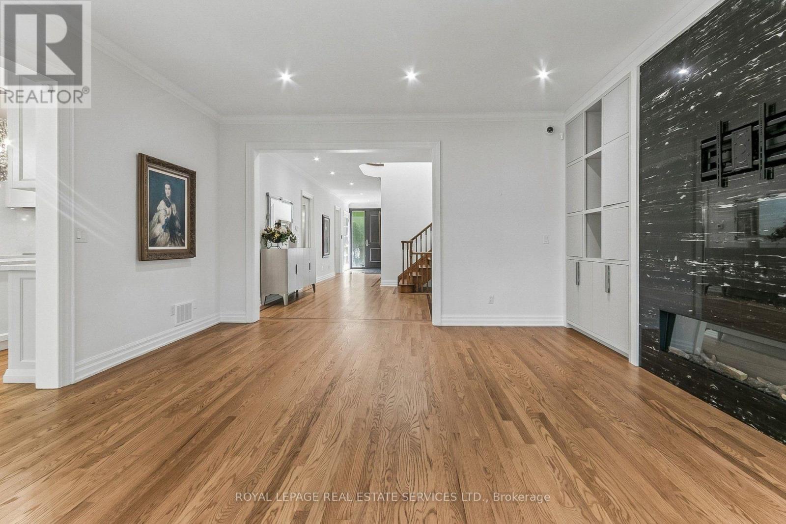 42 Rykert Crescent Property Photo 8