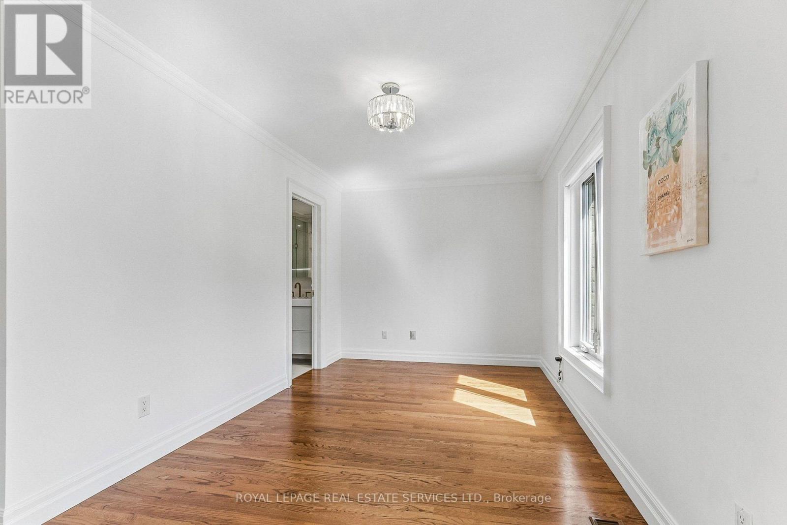 42 Rykert Crescent Property Photo 32
