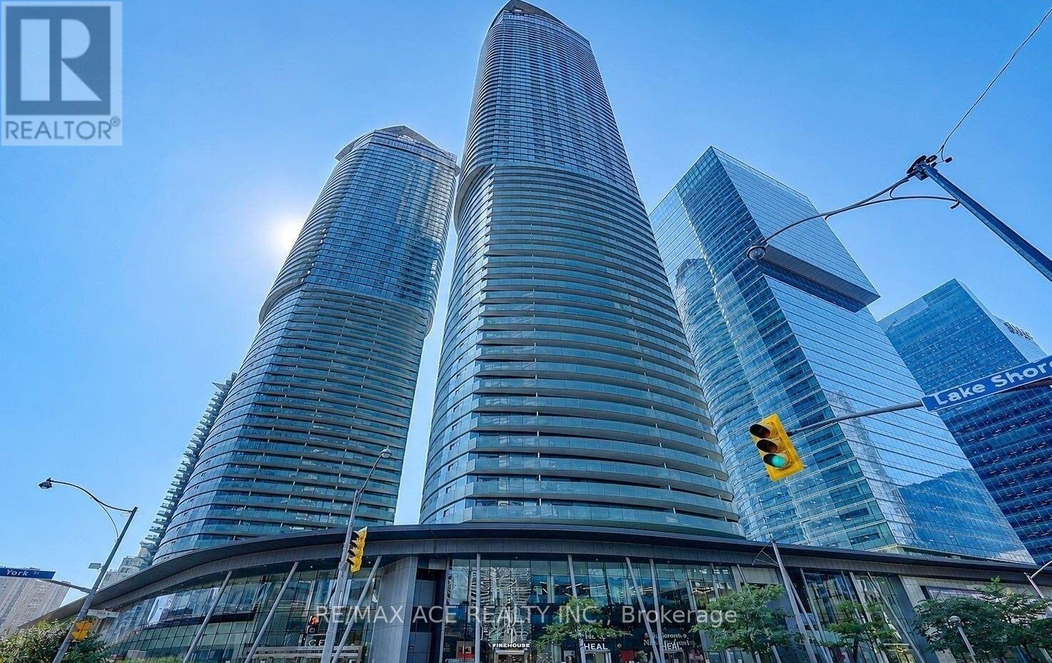 404 - 12 YORK STREET Property Photo 1
