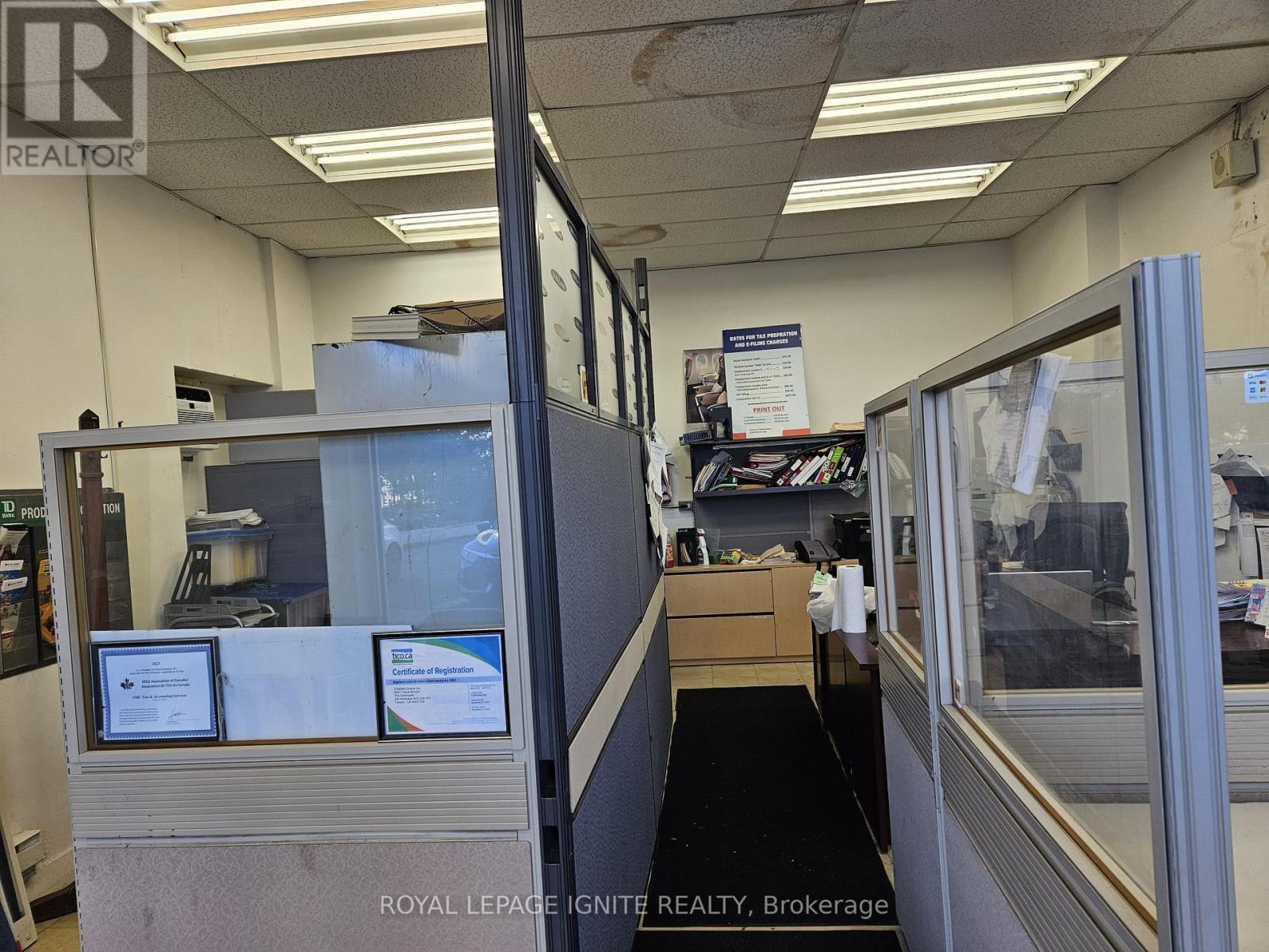 103 - 240 Wellesley Street E Property Photo 2