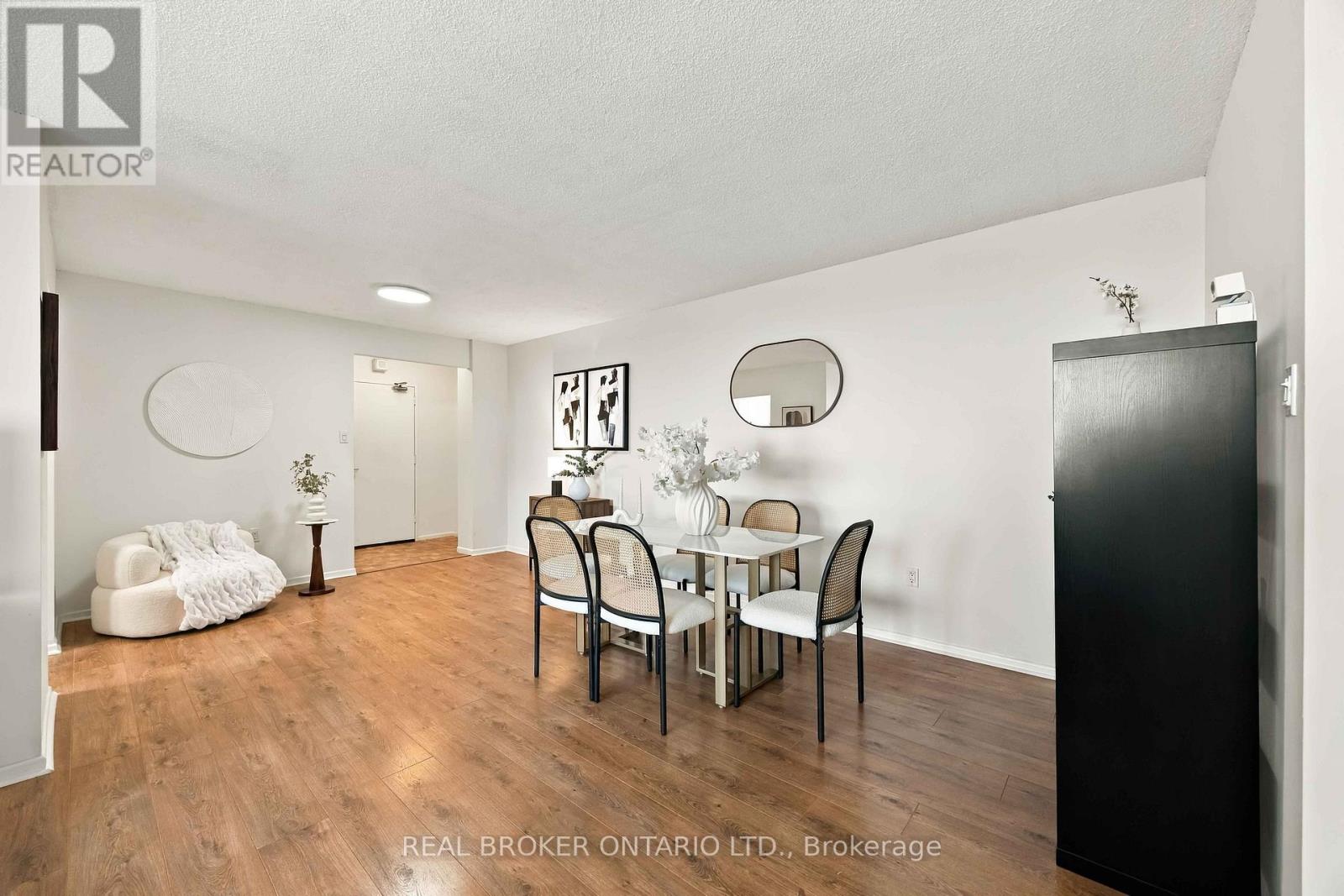 1805 - 5 Old Sheppard Avenue Property Photo 9