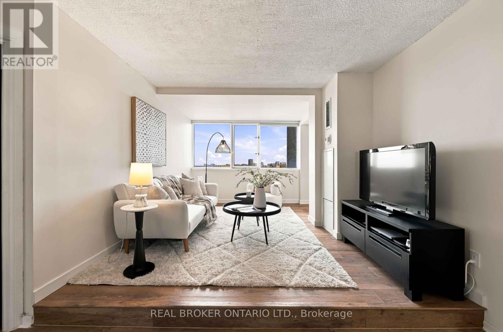 1805 - 5 Old Sheppard Avenue Property Photo 10