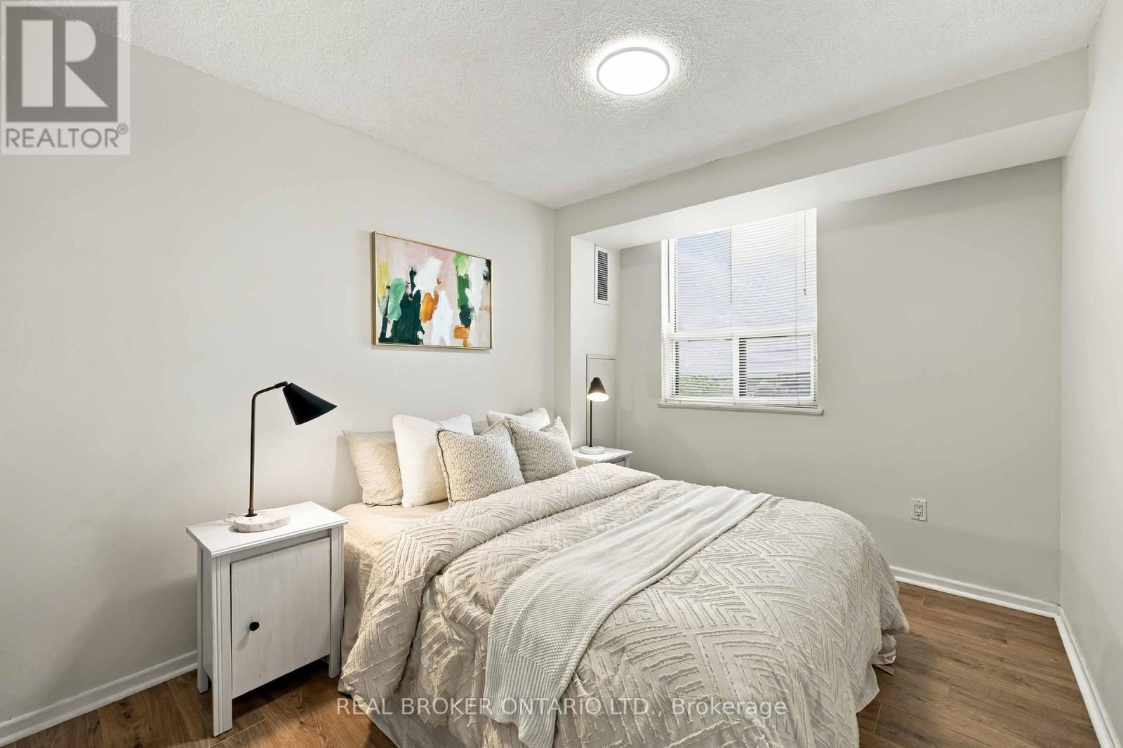1805 - 5 Old Sheppard Avenue Property Photo 26