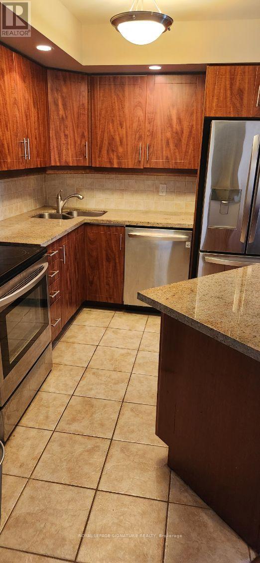 2010 - 5 Northtown Way Property Photo 5