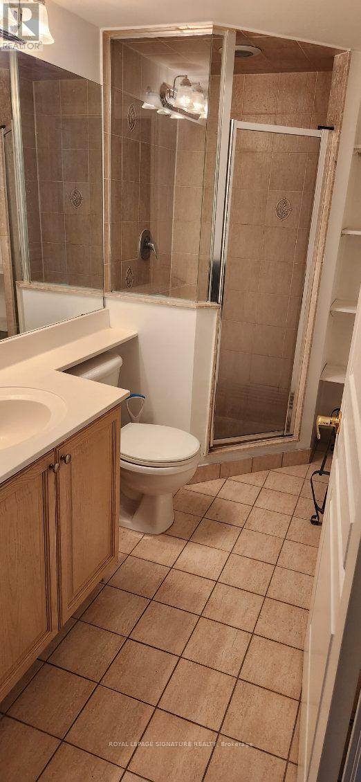 2010 - 5 Northtown Way Property Photo 8
