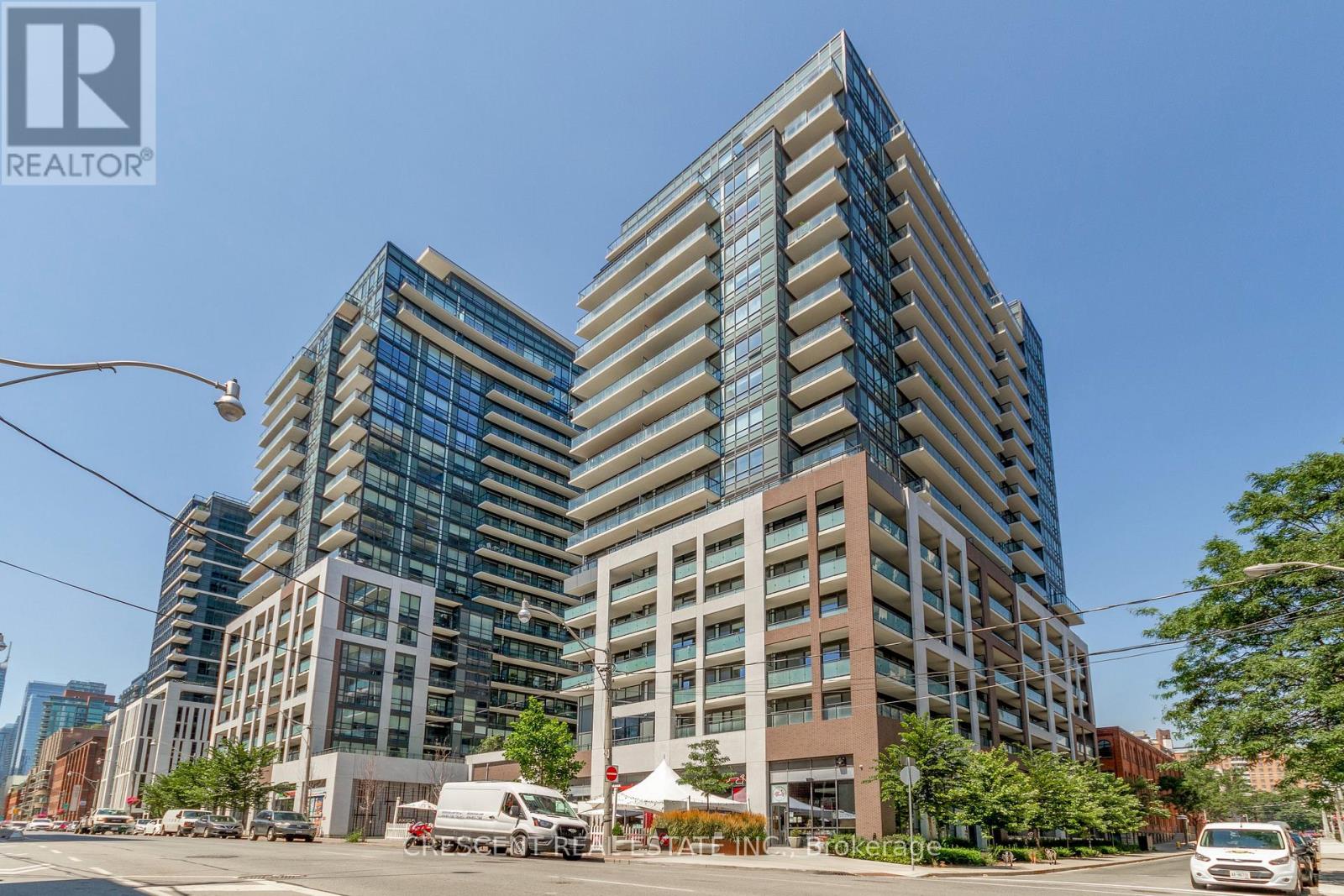 1823 - 460 Adelaide Street E Property Photo 1