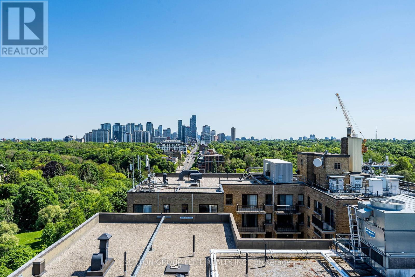 814 - 3018 Yonge Street Property Photo 42