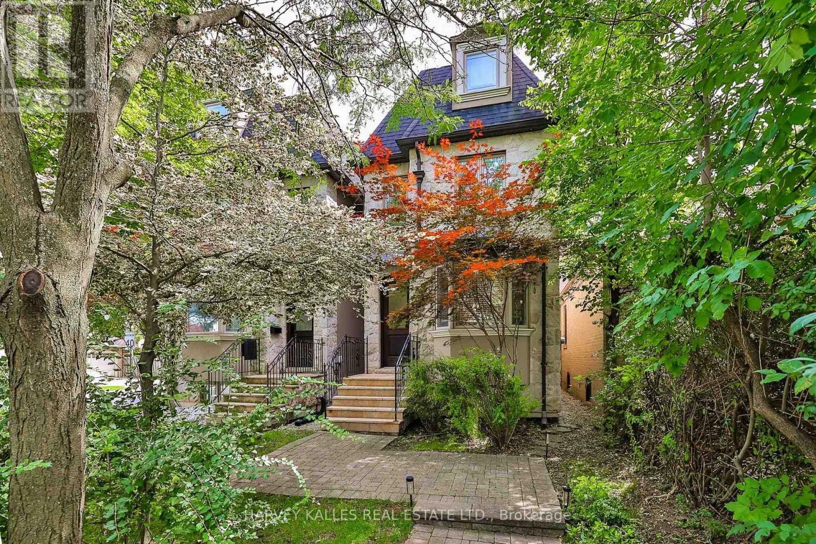 599 Woburn Avenue Property Photo 1